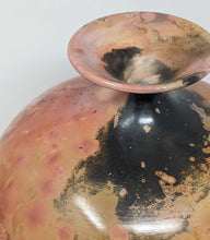 Load image into Gallery viewer, Bob Green: Saggar Vase, Classical