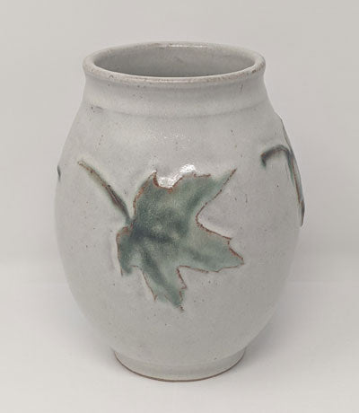 Pamela Pieropan Adorno: Leaf Vase