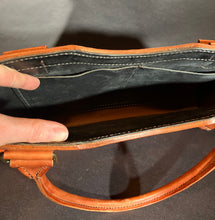 Load image into Gallery viewer, Cowbell Leather Co: Fundamental City Bag