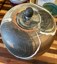 Load image into Gallery viewer, David Ernster: Covered Jar