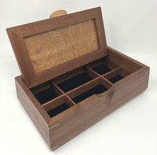 Load image into Gallery viewer, Edward Jacob: Pin Hinge Box