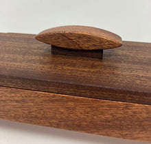 Load image into Gallery viewer, Edward Jacob: Small Lift Top Box