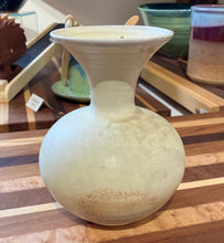 Load image into Gallery viewer, Guy Matsuda: Vase