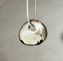 Load image into Gallery viewer, Josh Simpson Contemporary Glass: Lunar Pendant