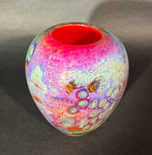 Load image into Gallery viewer, Josh Simpson Conteporary Glass: Inhabited Vase Vintage and Unusual