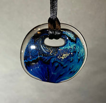 Load image into Gallery viewer, Josh Simpson Contemporary Glass: Pendant, Blue New Mexico