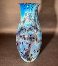 Load image into Gallery viewer, Josh Simpson Contemporary Glass: Blue New Mexico Vase