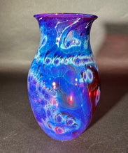 Load image into Gallery viewer, Josh Simpson Contemporary Glass: Translucent Ruby New Mexico Vase