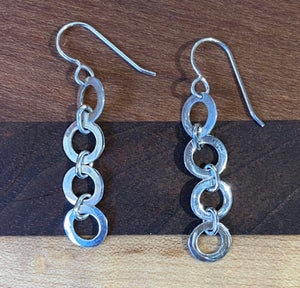 Jeanne Bennett: 4 Round Link Drop Earrings