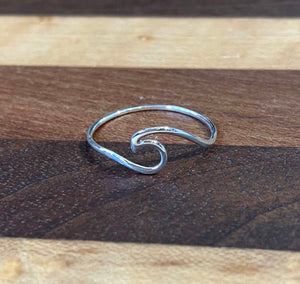 Jeanne Bennett: Surf's Up Ring