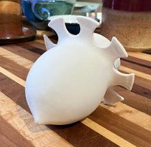 Load image into Gallery viewer, Lulu Fichter: Smooth Sea Pod