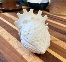 Load image into Gallery viewer, Lulu Fichter: Sea Pod