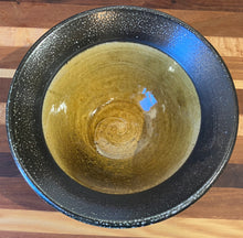 Load image into Gallery viewer, Maya Machin: Rimmed Bowl