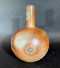 Load image into Gallery viewer, Maya Machin: Medium Vase