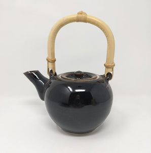 Guy Matsuda: Temoku Teapot