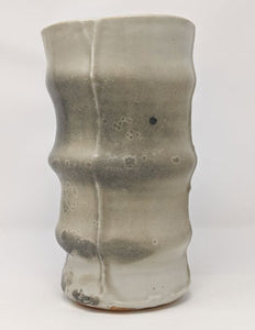 Daniel Bellow: Vase