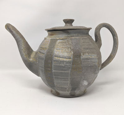 Daniel Bellow: Teapot