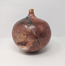 Load image into Gallery viewer, Bob Green: Saggar Fired Seed Pot