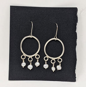 Rachel Gunnard: Tre Perler Earrings